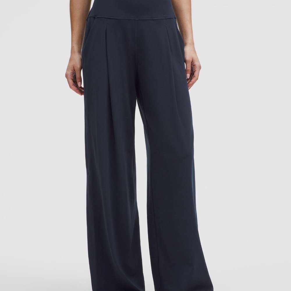 Lululemon Align Palazzo Pant Short Sz. 4